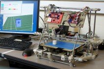 3D принтер печатает сам себя